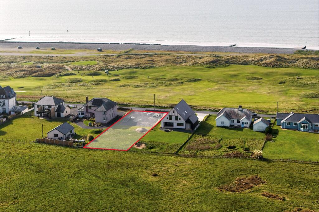 Twyn Uchaf, Ynyslas, Aberystwyth, SY24 photo 2