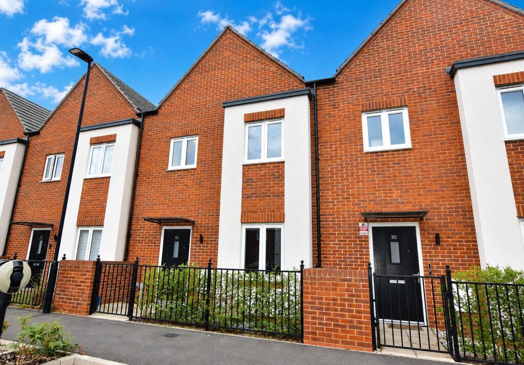 Main image of property: Canada Avenue, Farnborough, Hampshire, GU14