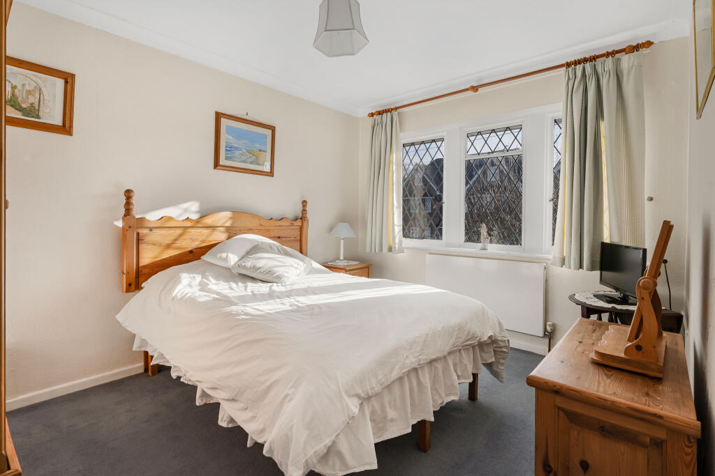 Additional image 15 of Bloomfield Road, Harpenden, AL5