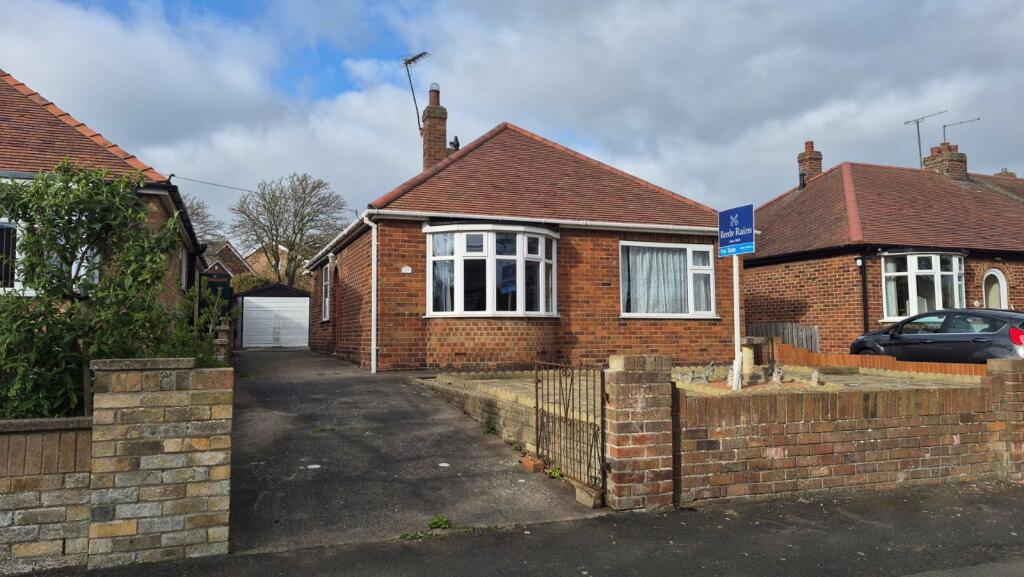 Main image of property: Hustler Road, Bridlington, East Yorkshire, YO16