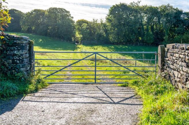 Lot 2 - Access