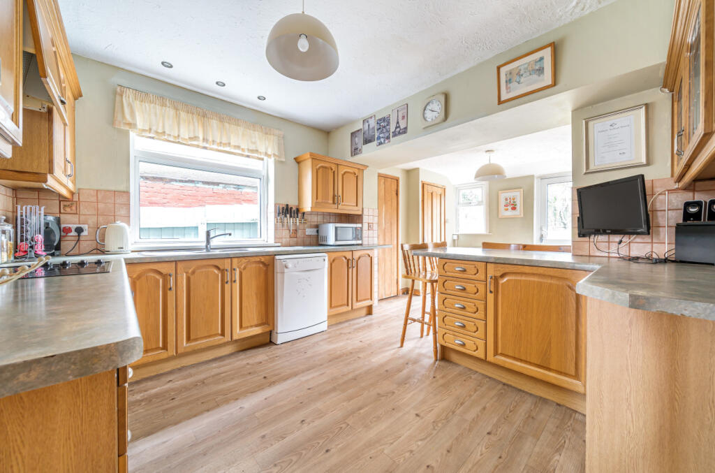 House in Exeter - View 4