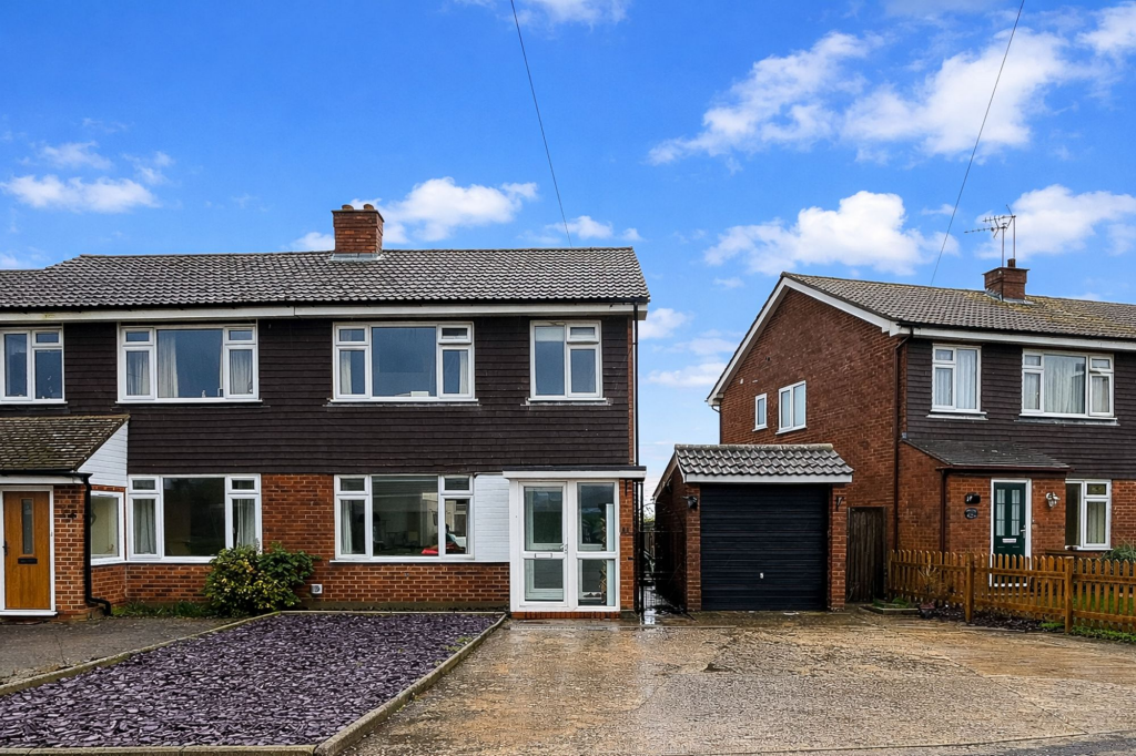 Main image of property: Dunsmore Ride, Princes Risborough, HP27