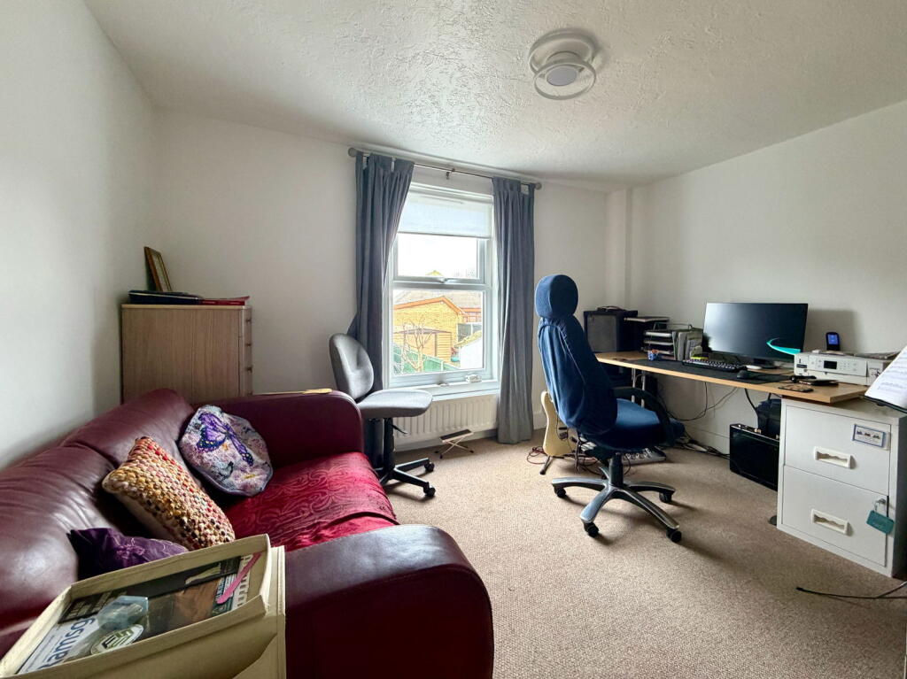 House in Thanet, Northwood, Ramsgate - More