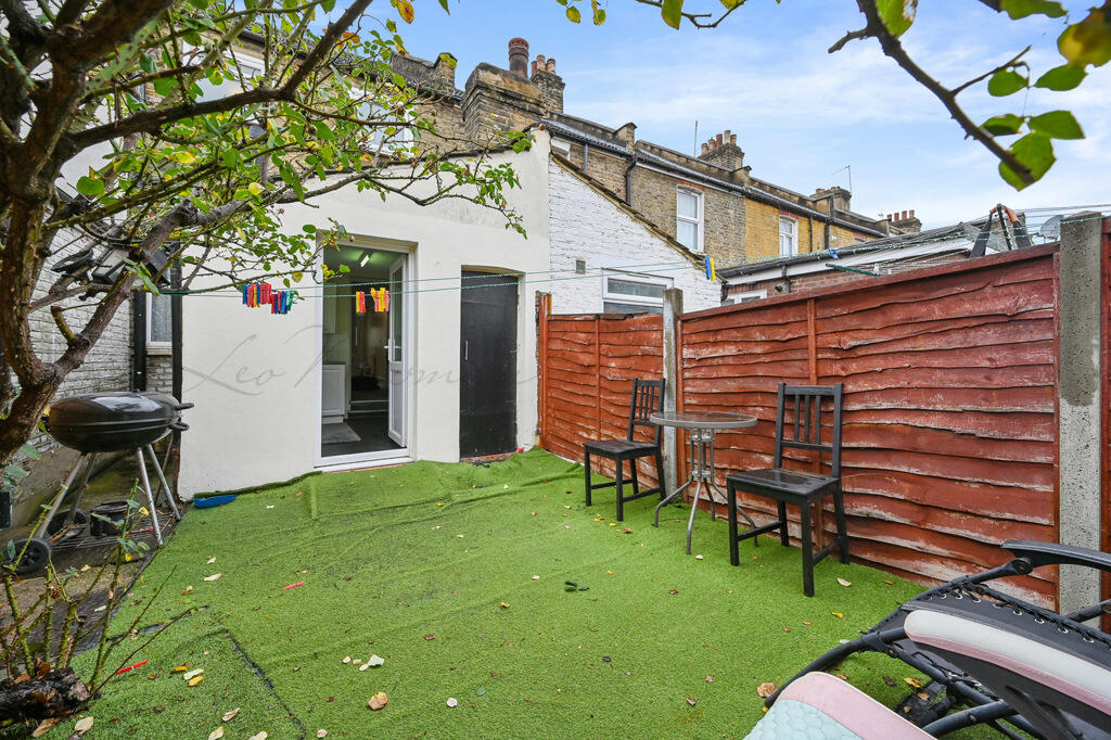 Property photo 11
