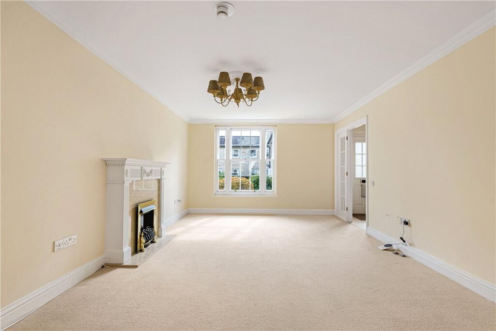 House in Swindon - View 2