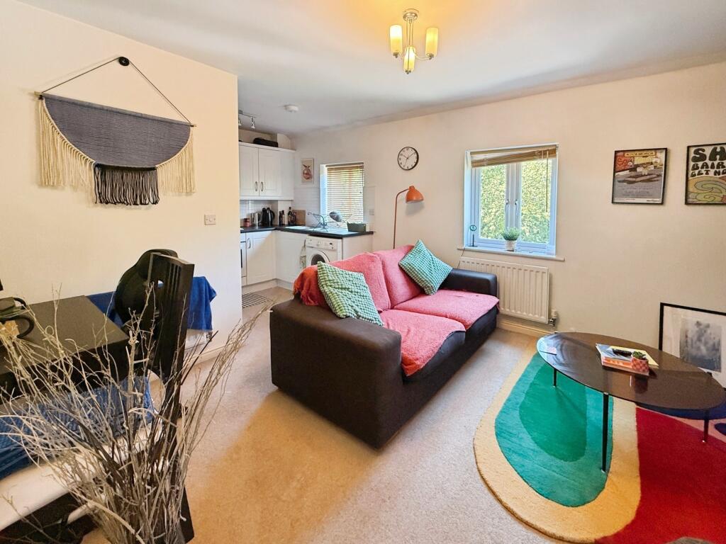 Troilus Gardens, Hebburn, NE31 1FG photo 2