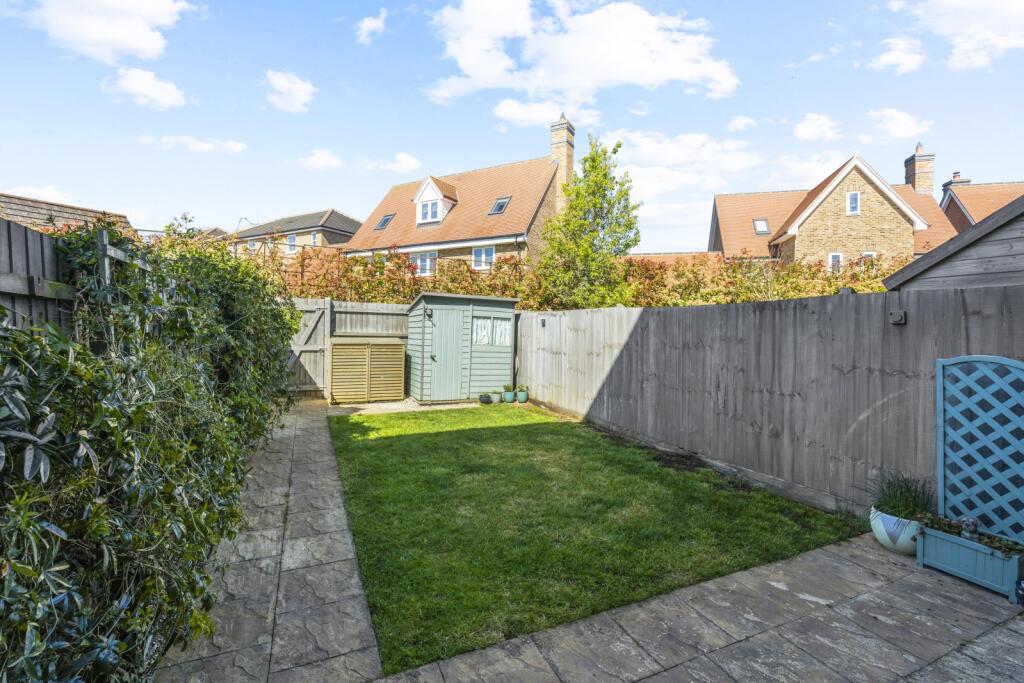 Buckthorn Road, Dunmow, Essex, CM6 photo 4