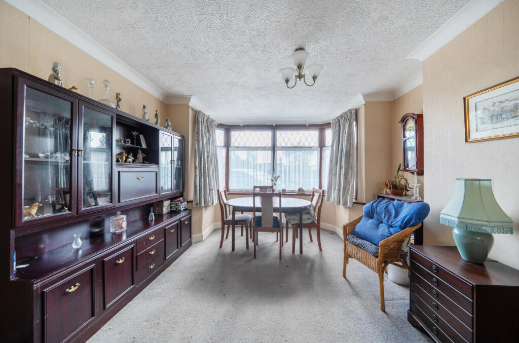 House in Dunstable, Beecroft, Central Bedfordshire - View 5