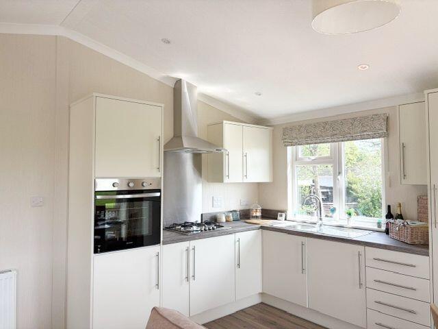 Great Blakenham, Ipswich, IP6 0ND photo 4