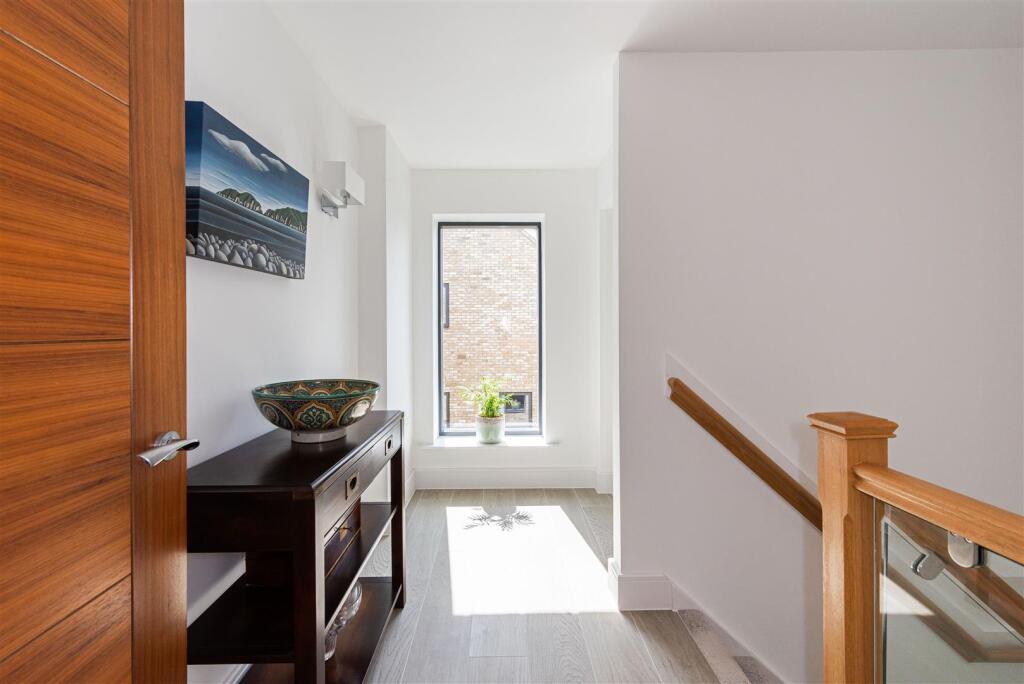 Apartment in Winchester, Sleepers' Hill - More