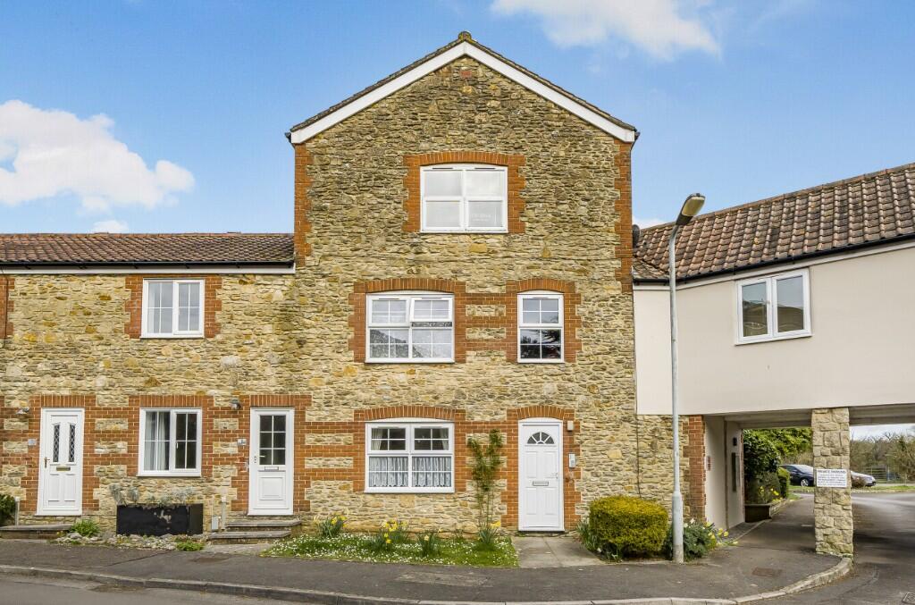 Main image of property: Vineys Yard, Bruton, Somerset, BA10 0EU