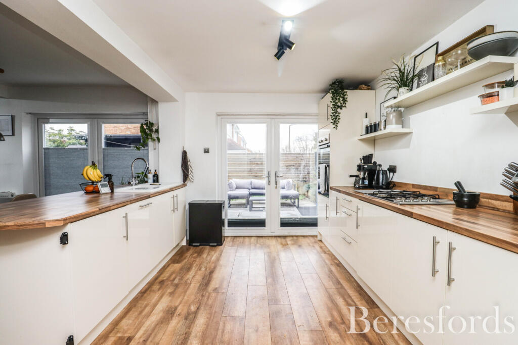 House in Chelmsford, Great Baddow - More
