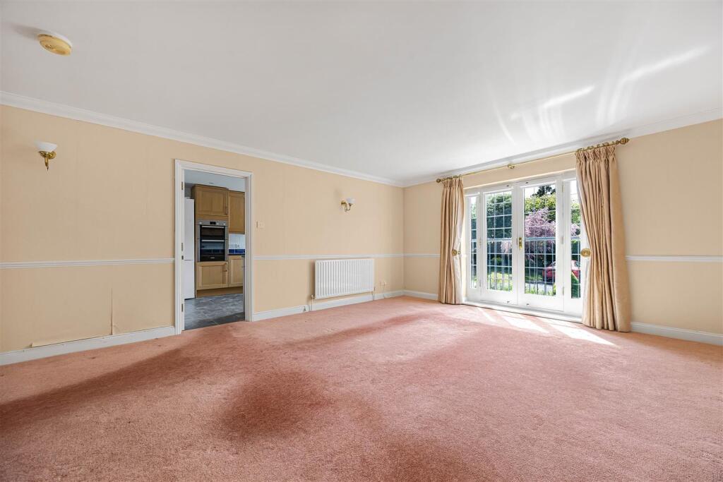 Peppard Road, Sonning Common, Reading - View 2