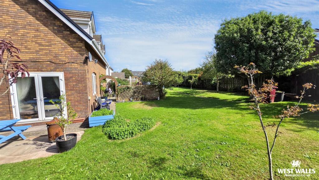 House in Swansea - View 4