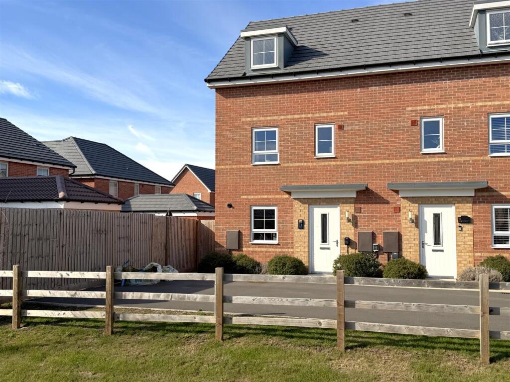 Main image of property: Digby Avenue, Fernwood, Newark