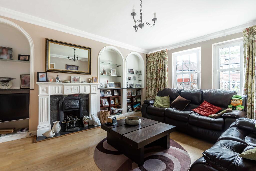 House in London - View 2