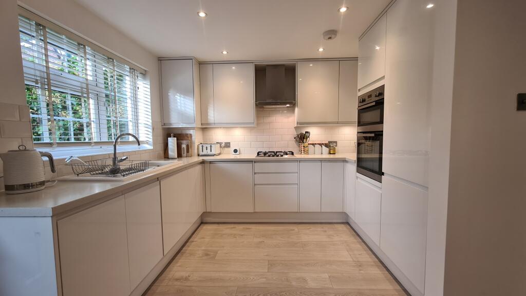 Main image of property: Beverley Gardens, MAIDENHEAD