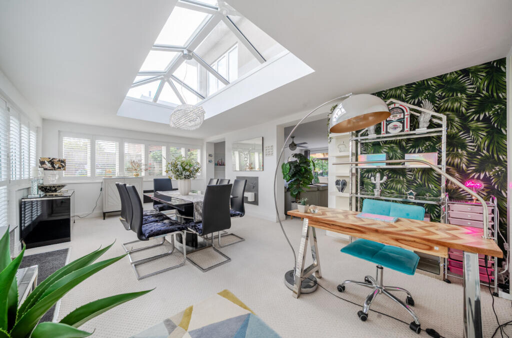 House in Portsmouth - View 5