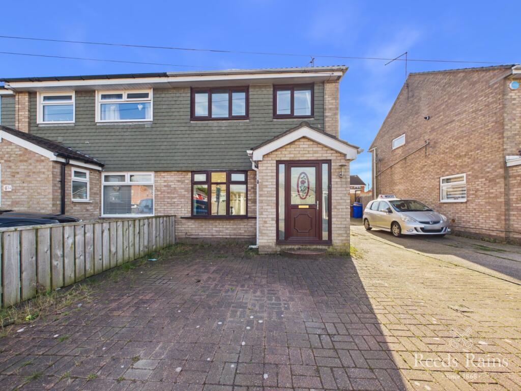 Main image of property: Grosmont Close, Hull, East Yorkshire, HU8