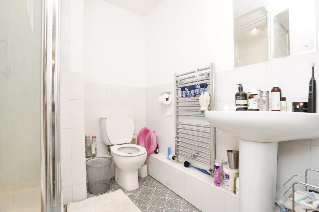 Additional image 20 of North Drive, Hatfield, AL9