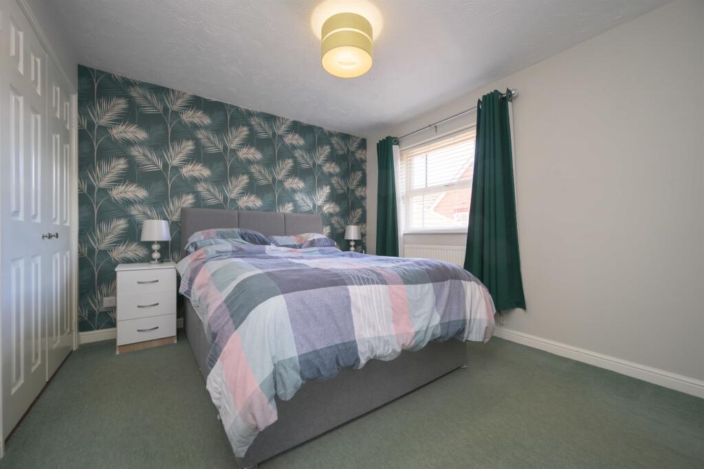 House in Northampton, Burton Latimer - View 5