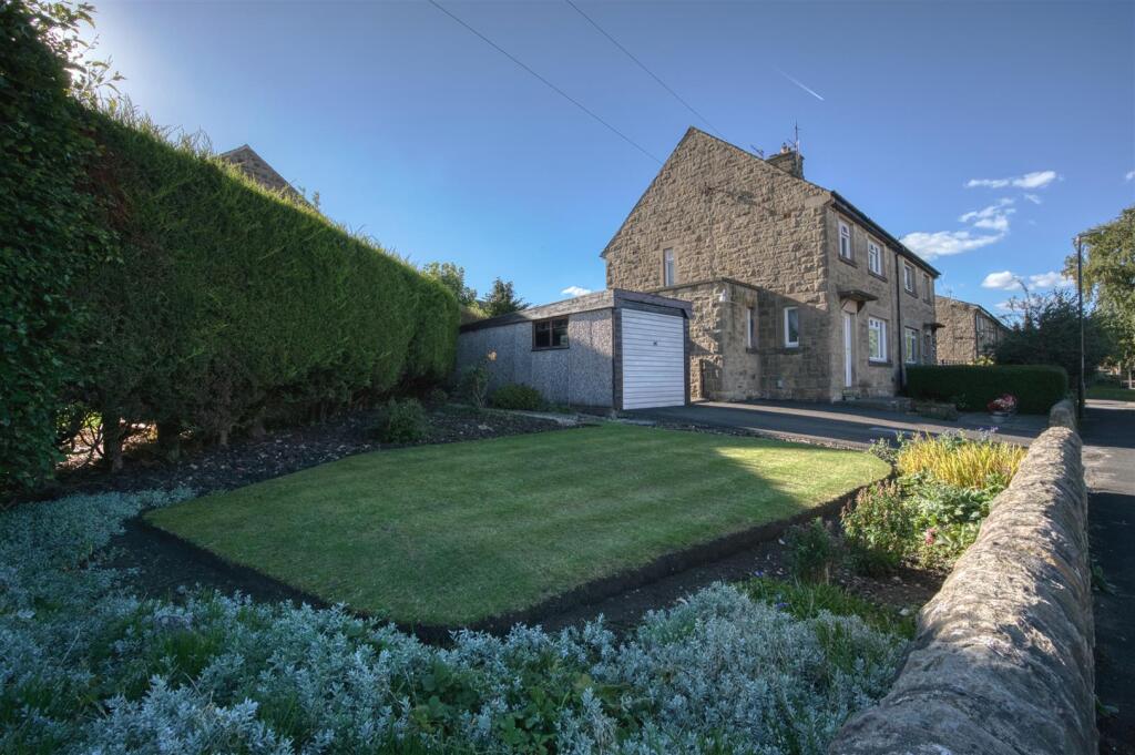 Moorhall, Bakewell photo 2