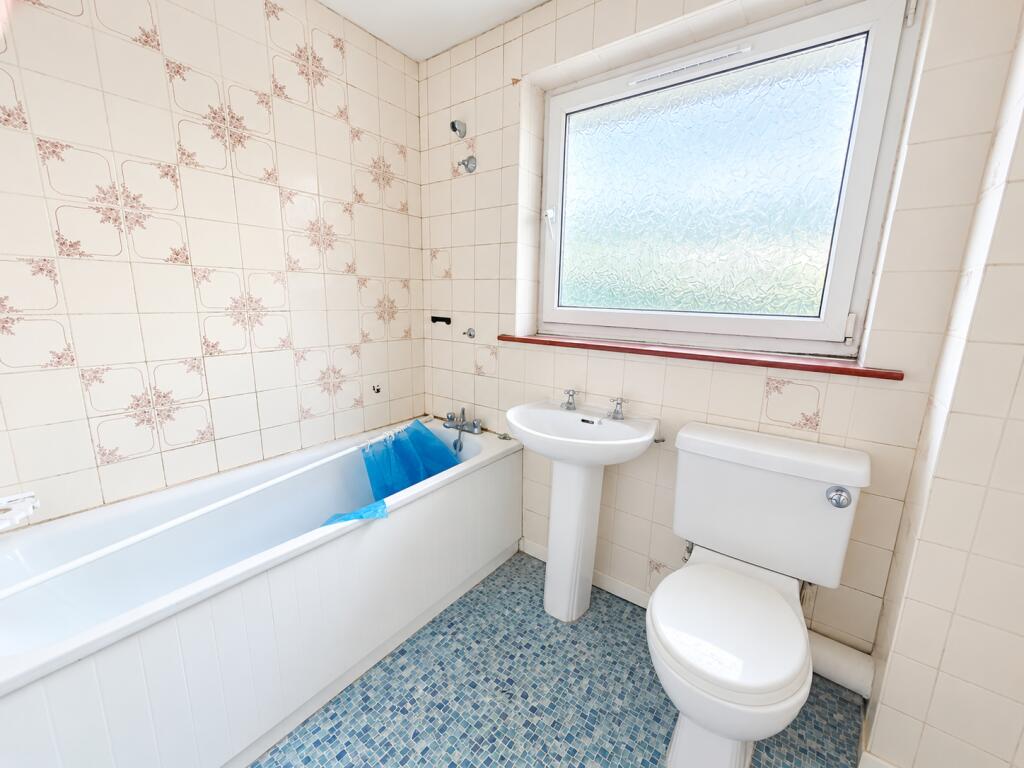 Brookside Close, Cilfynydd, Pontypridd photo 4