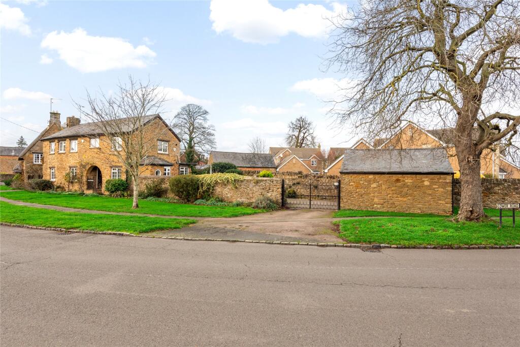 Main image of property: High Street, Milton Malsor, Northamptonshire, NN7