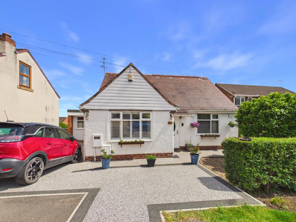 Main image of property: Handley Road, New Whittington, Chesterfield, Derbyshire, S43