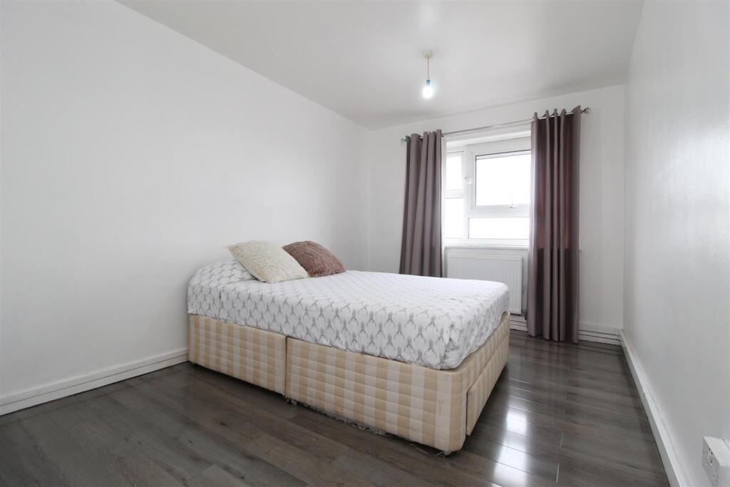 Apartment in Leeds - View 5
