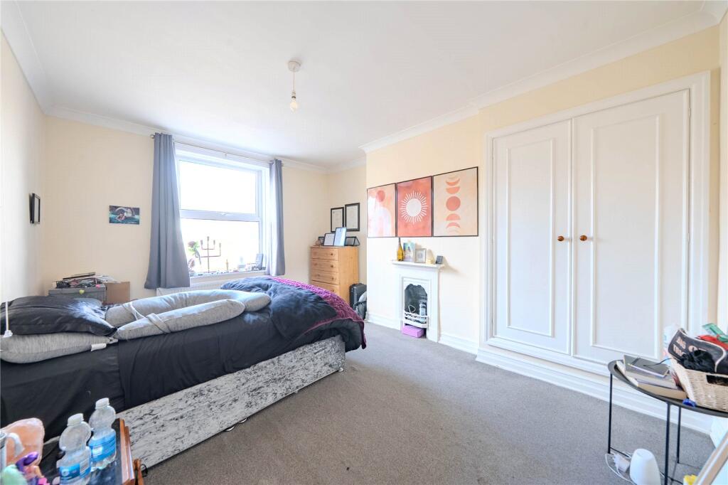 House in Leeds, Bagley, Rodley - View 5