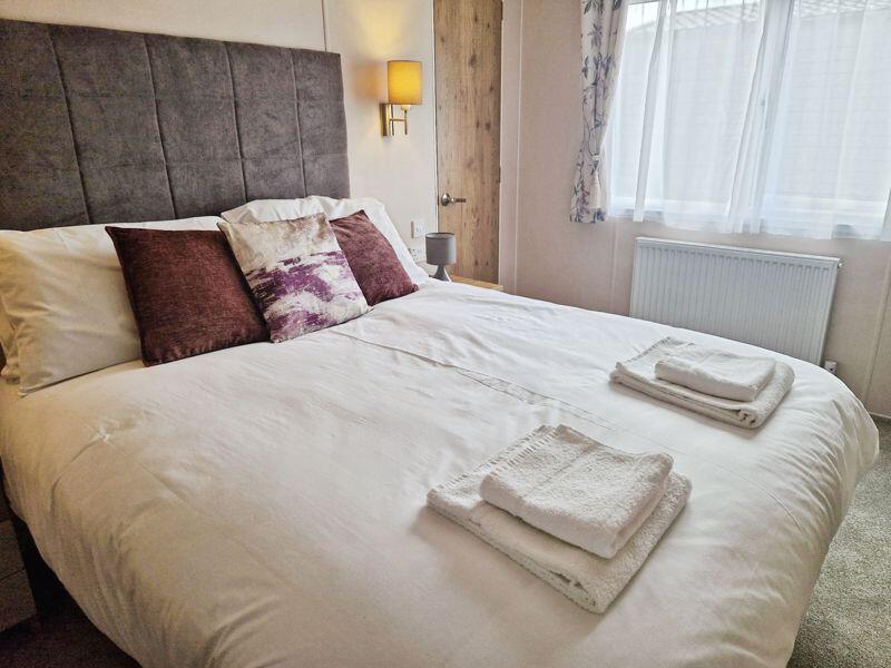 Promenade Way, Brightlingsea, CO7 photo 5