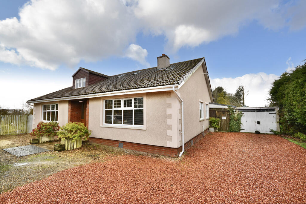 Main image of property: Oaks Meadow, Old Glasgow Road, Kilwinning, KA13 7QJ