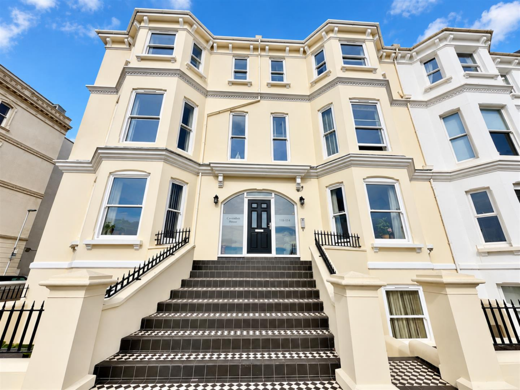 Marine Parade, Worthing photo 2