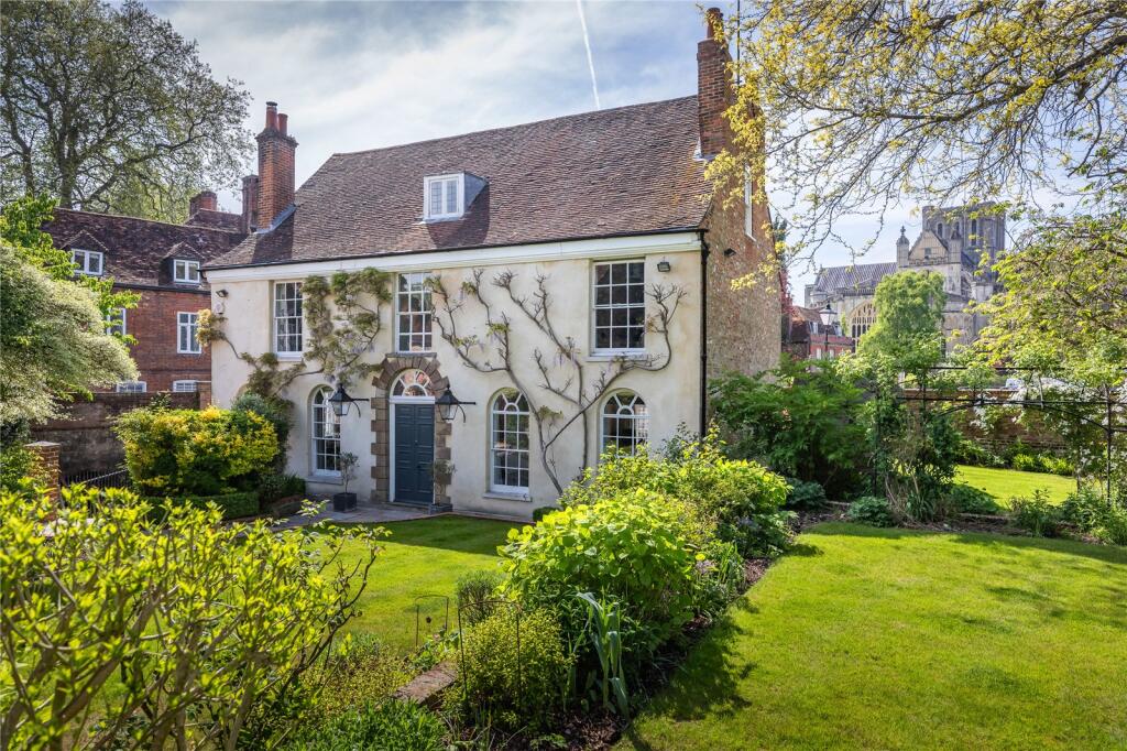 Main image of property: Colebrook Street, Winchester, Hampshire, SO23