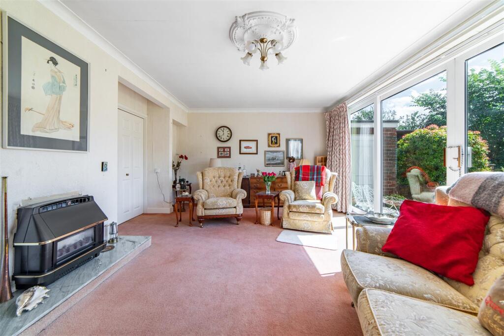 Greenacres, Ponteland, NE20 photo 4