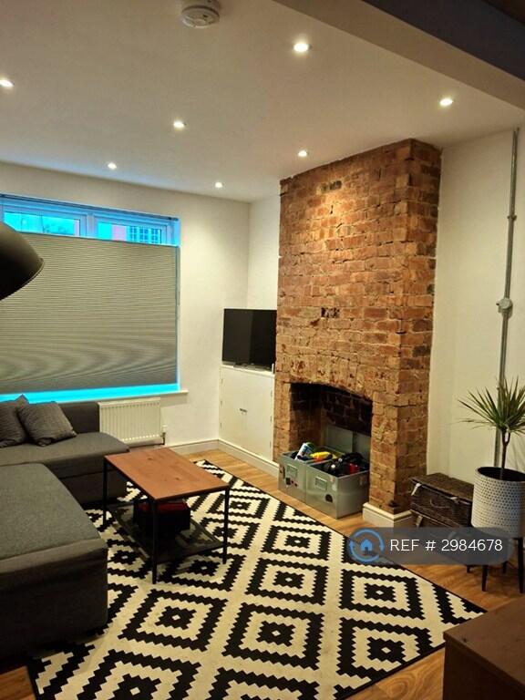 Main image of property: Lancaster Road, Kettering, NN16