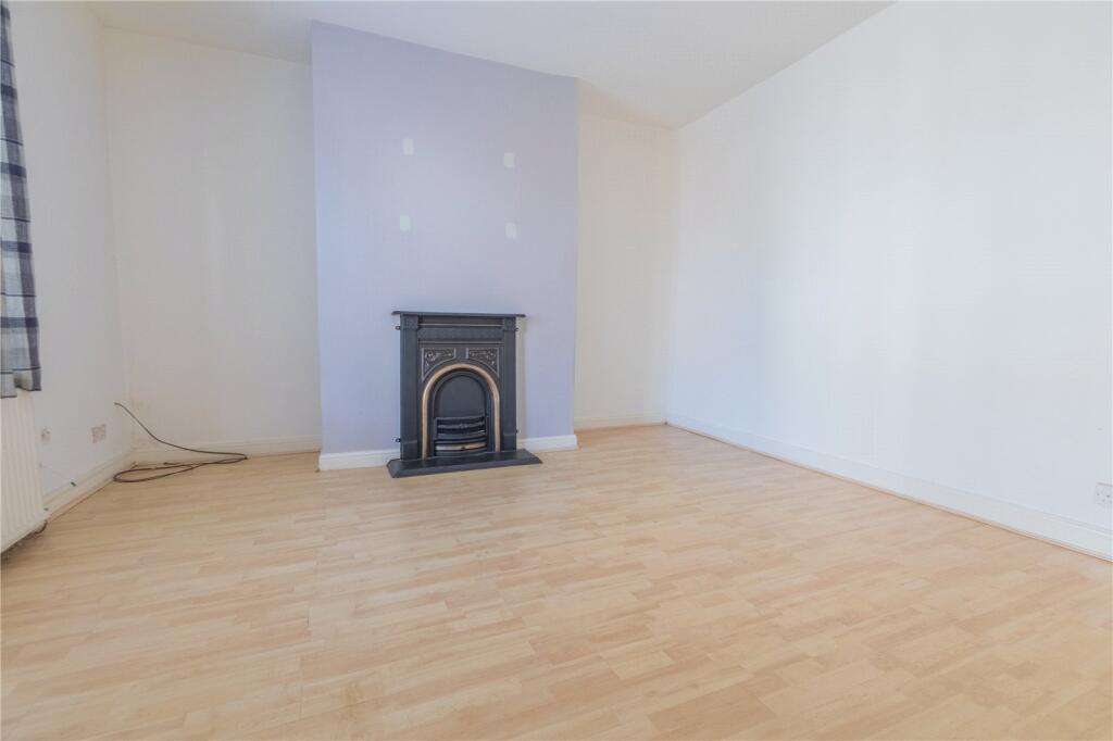 Norden Road, Rochdale, Greater Manchester, OL11 - View 4