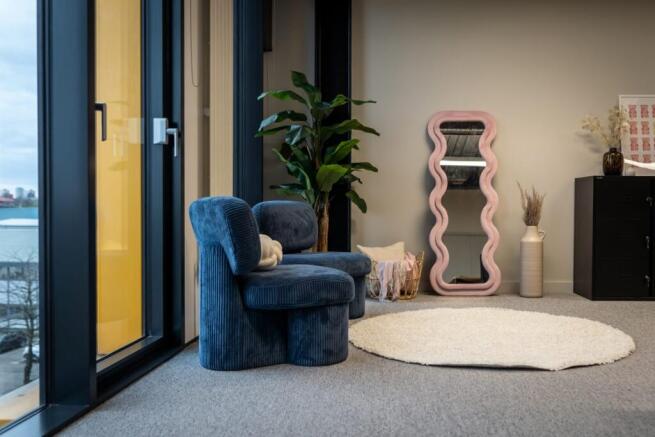 Suite 2.08