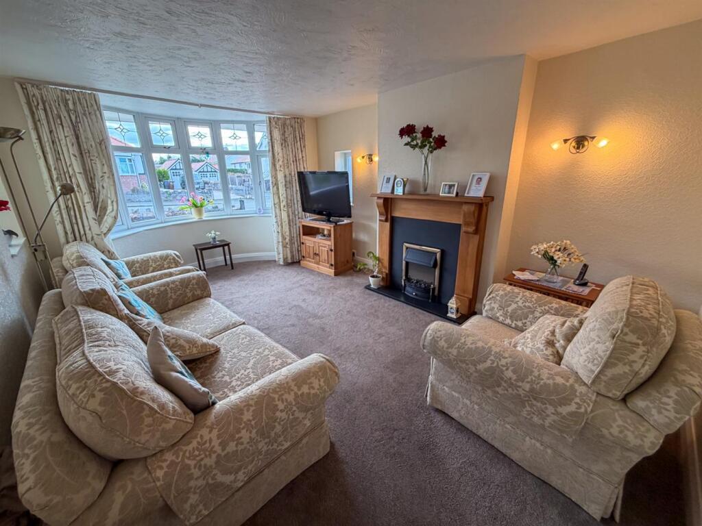 Llandudno Road, Rhos On Sea, Colwyn Bay photo 3
