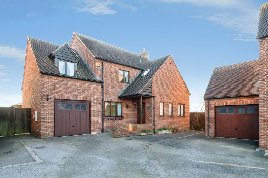 Main image of property: Horseshoes Close, Grendon Underwood, Aylesbury