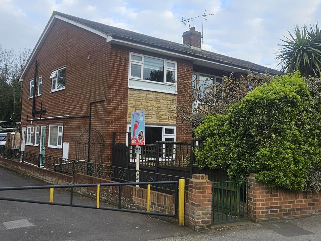 Main image of property: St. Peters Park Road, Broadstairs, CT10 2BG