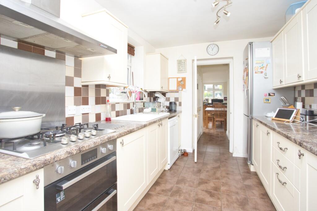 House in Canterbury - View 3
