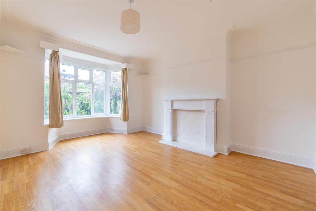 House in Newcastle upon Tyne, Tyne and Wear - View 3