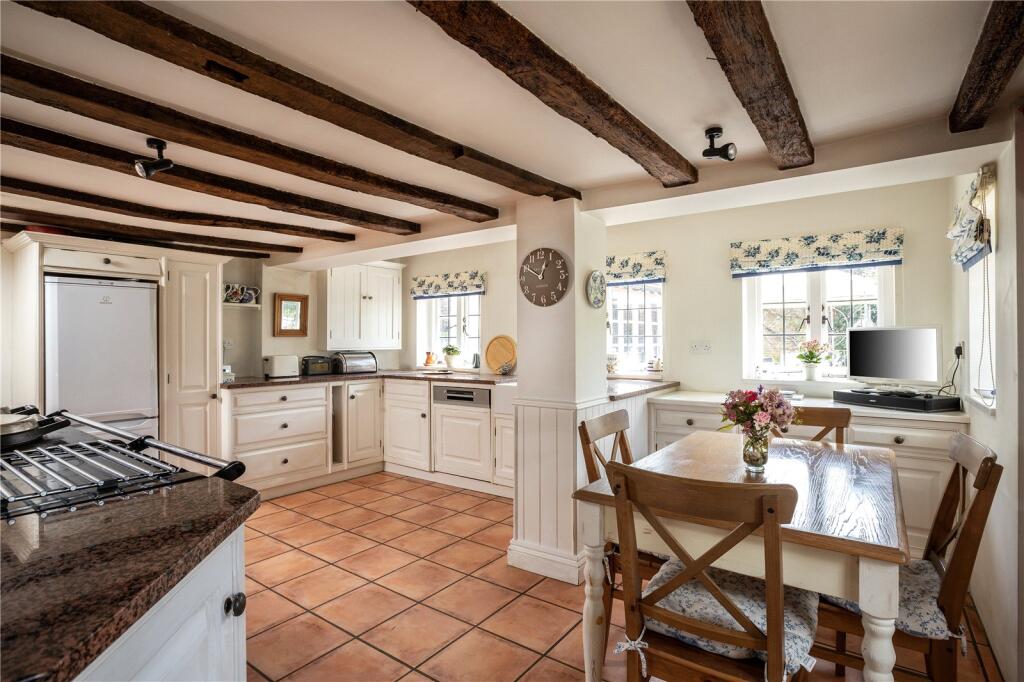 Lickfold, Petworth, West Sussex, GU28 photo 2