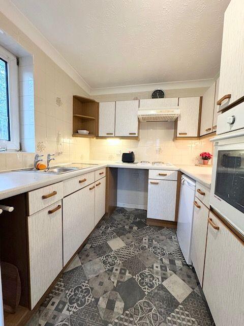 Apartment in Stockport - View 5