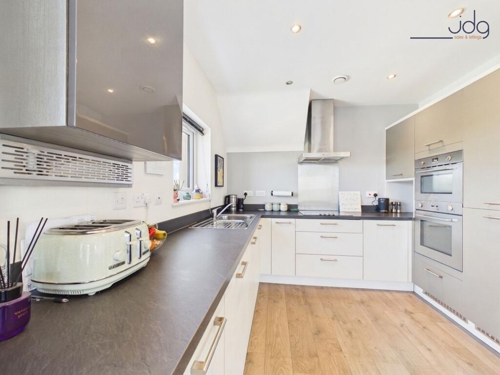 Apartment in Lancaster - More
