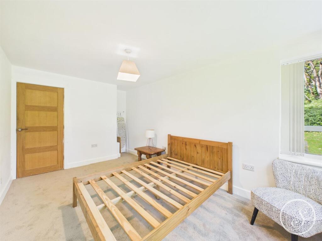 Apartment in Leeds - View 4