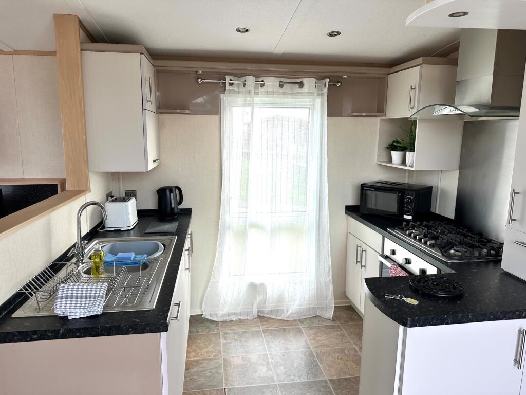 House in St. Merryn, Cornwall - View 4